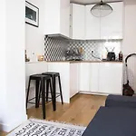 Beautiful Bright And Cosy Apt Near Sacre Coeur