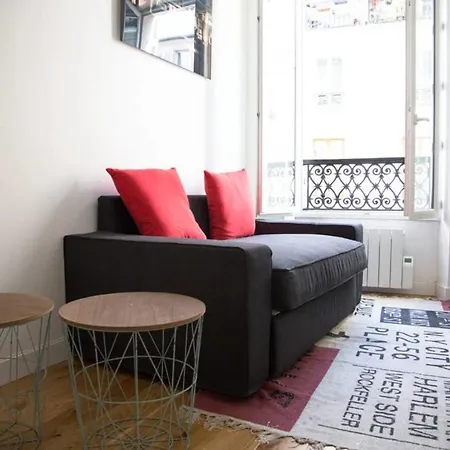 Beautiful Bright And Cosy Apt Near Sacre Coeur Apartment